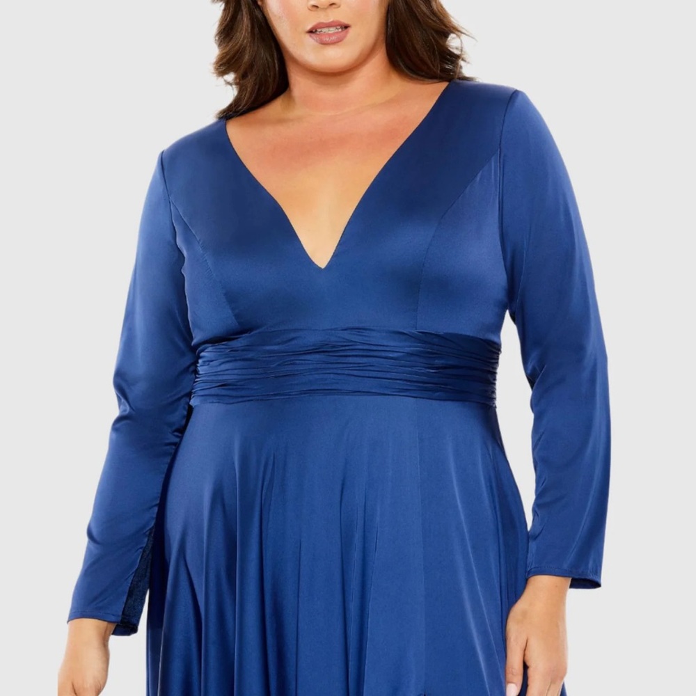 Mac Duggal quarter sleeve v neck A line gown silk gown midnight blue size 18W‎ - Picture 2 of 12